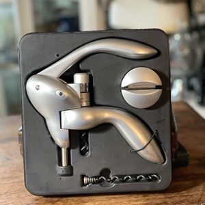 Houdini Rabbit corkscrew wine opener